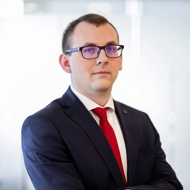 lovasz legal peter 800